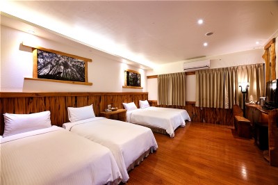 Delicate Room