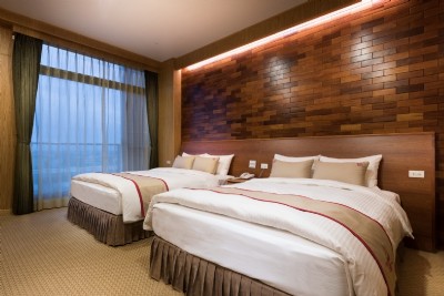 Quad Room