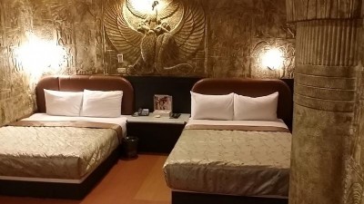 經濟四人房