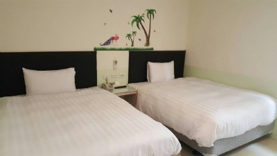 Standard Twin Room
