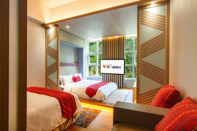 Quad Room