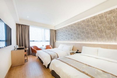 Luxury Quad Room