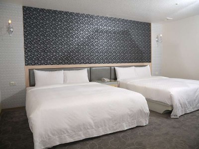Quad Room
