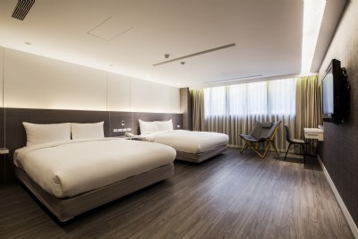 Executive Family Room