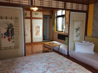 See View Family room