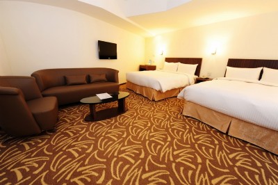 Deluxe Family Suite