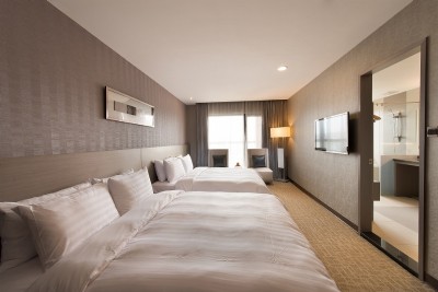 Deluxe Quad Room