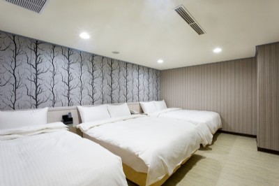 High-Occupancy Room