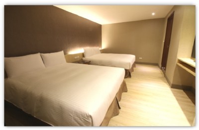 Quad Room